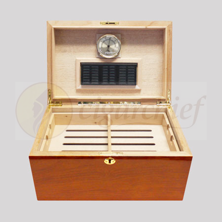 Humidor F-8500 150 cigars mohagony high lacquer finish open Humidor F-8500 150 cigars mohagony high lacquer finish open