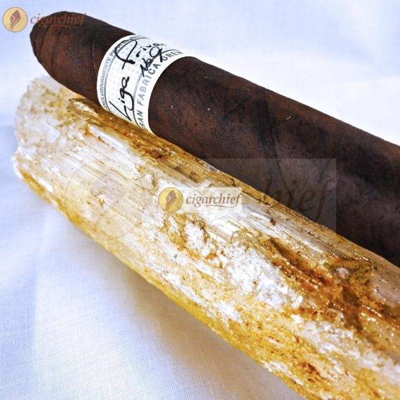 Drew Estate Cigars Liga Privada No. 9 Belicosos Single Cigar Quartz Art