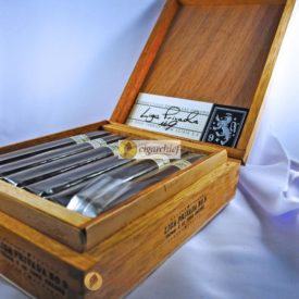 Drew Estate Cigars Liga Privada No. 9 Toro Box of Cigars Open Front