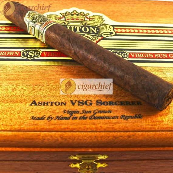 Ashton Cigars VSG Sorcerer Single Cigar Wooden Box Background