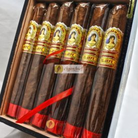 La Aroma de Cuba Cigars El Jefe Box of 24 Cigars Open Top