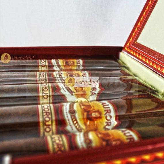 La Aurora Cigars Corojo 1962 Toro Box of 20 Cigars Open Side
