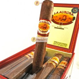 La Aurora Cigars Cameroon 1903 Toro Box of 20 Cigars Open Single Cigar Label Focus Side Angle