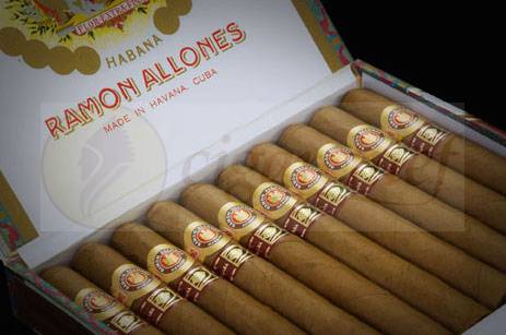 Ramon Allones Allones Superiores Full Box of 10 Cigars