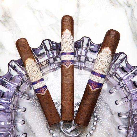 Rocky Patel Cigars Special Edition Toro Single Cigar Crystal Ashtray Top