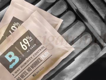 Boveda Humidity Website Promo 69% Medium 60g Multiple Packs Black And White Cigars