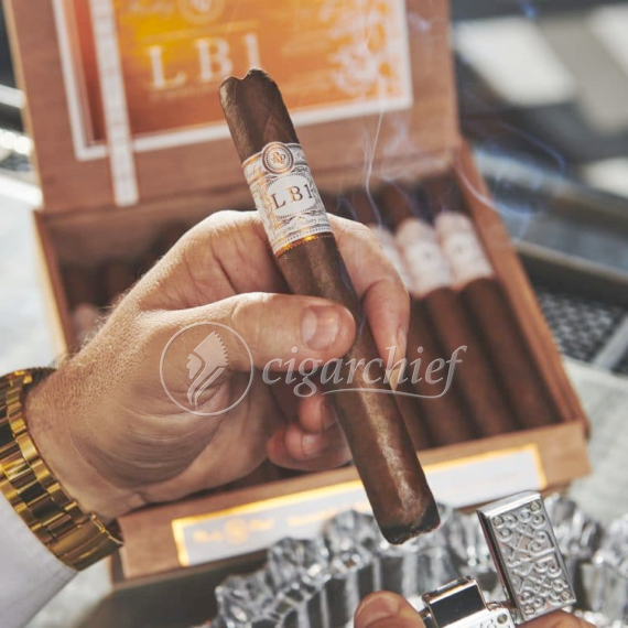 Rocky Patel Cigars LB1 Toro Single Cigar V-Cut Front
