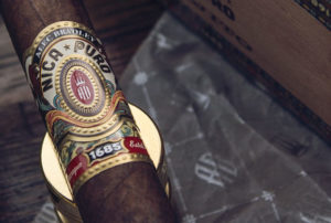 Alec Bradley Nica Puro