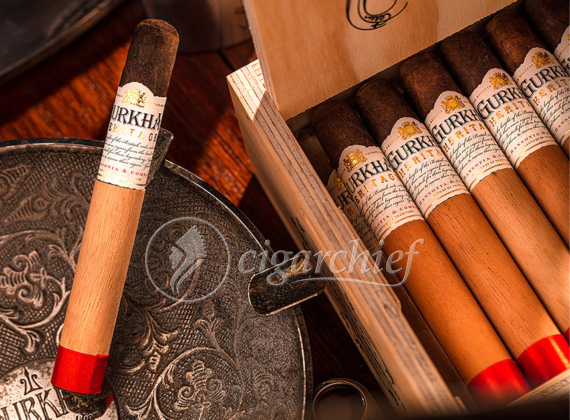 Gurkha Heritage Toro Maduro Full Box of Cigars Single Cigar Side
